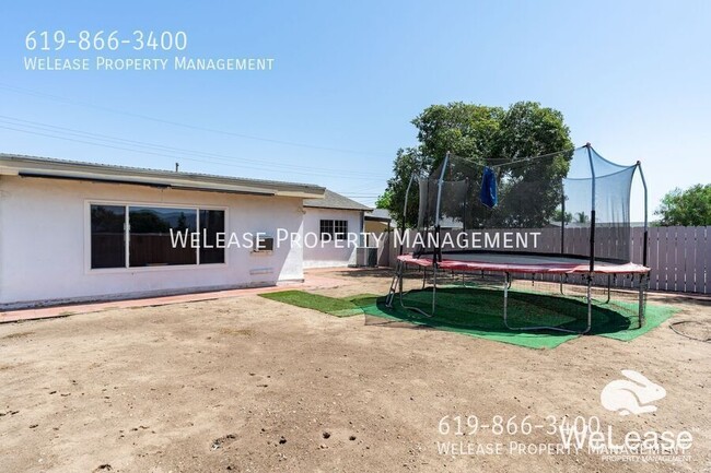 Building Photo - 9610 W Hartland Cir