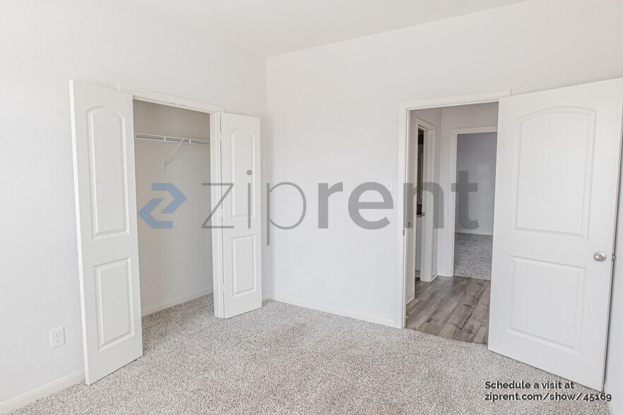 Building Photo - 337 Bearman Dr