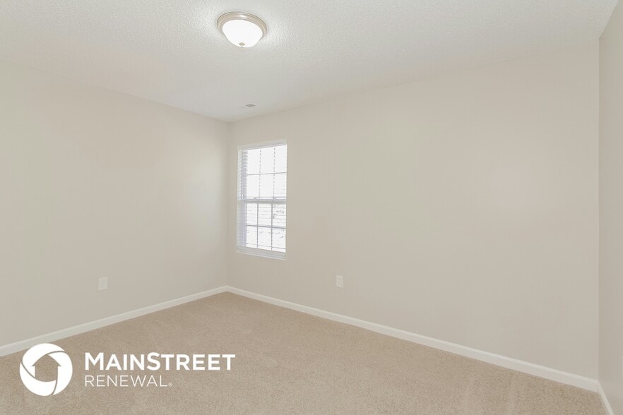 Building Photo - 8936 Hedge Maple Rd