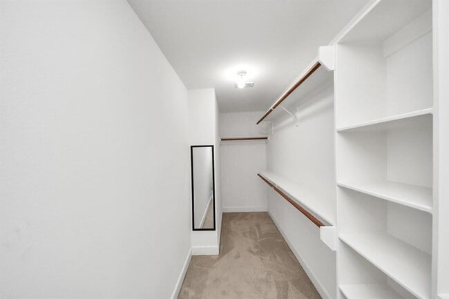 Building Photo - 3718 Main Poplar Dr