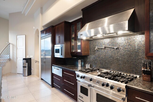 Building Photo - 33905 N 4th Dr