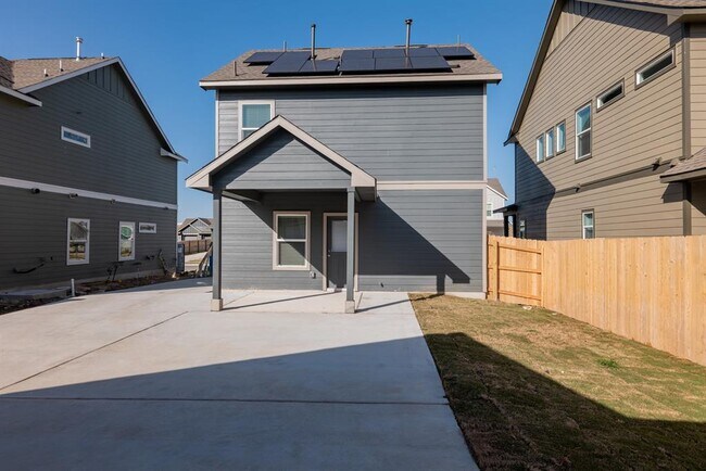 Building Photo - 1336 Linwood St