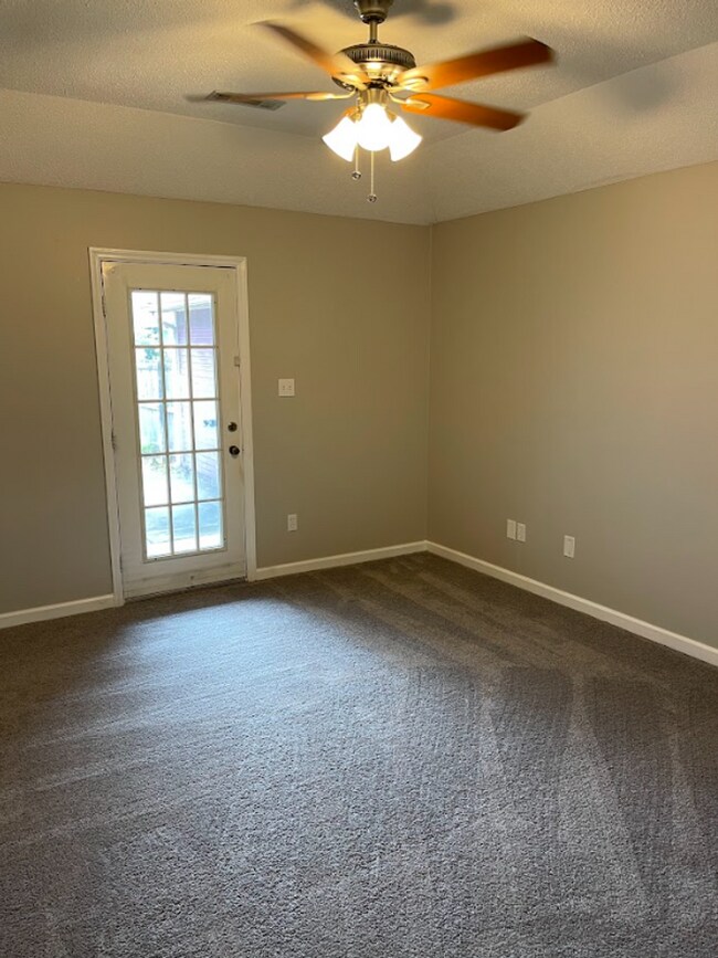 Building Photo - Charming 2 Bedroom, 2 Bath Home in Decatur, AL! MOVE IN SPECIAL!