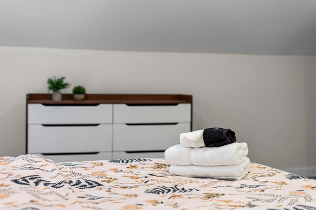 Building Photo - 68 1st St