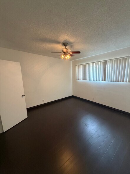 Building Photo - 824 Glenway Dr