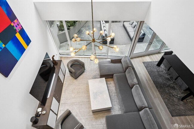 Building Photo - 2121 Webster St