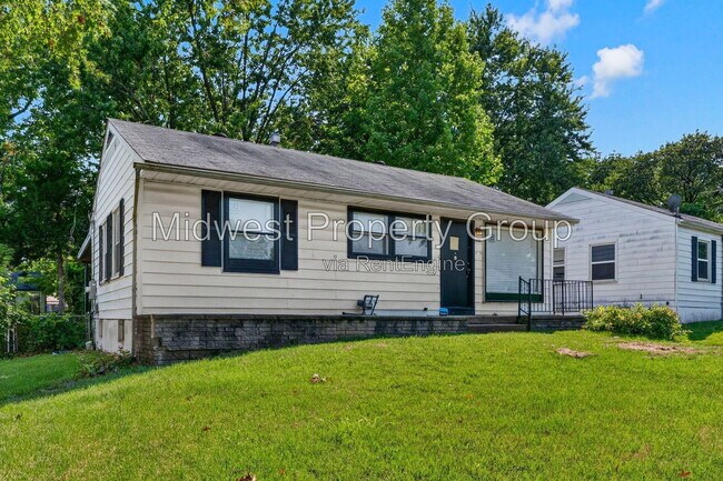 Building Photo - 338 Lancashire Rd