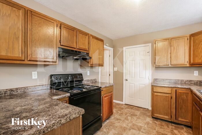 Building Photo - 6516 Alder Ct