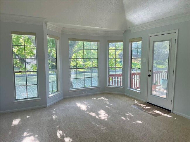 Building Photo - 1131 Spinnaker Way