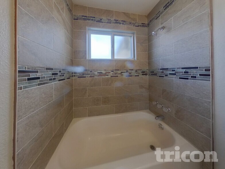 Building Photo - 269 E 109th Ave