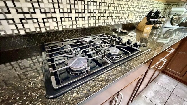 Building Photo - 9160 Olmo Ct