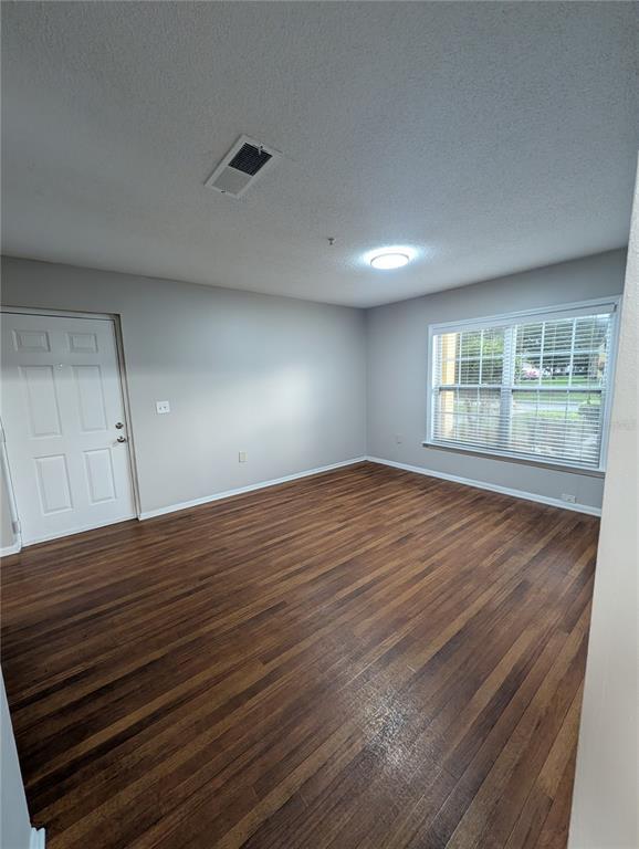 Building Photo - 2019 Dixie Belle Dr