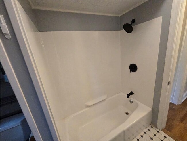 Building Photo - 43 Baptist St