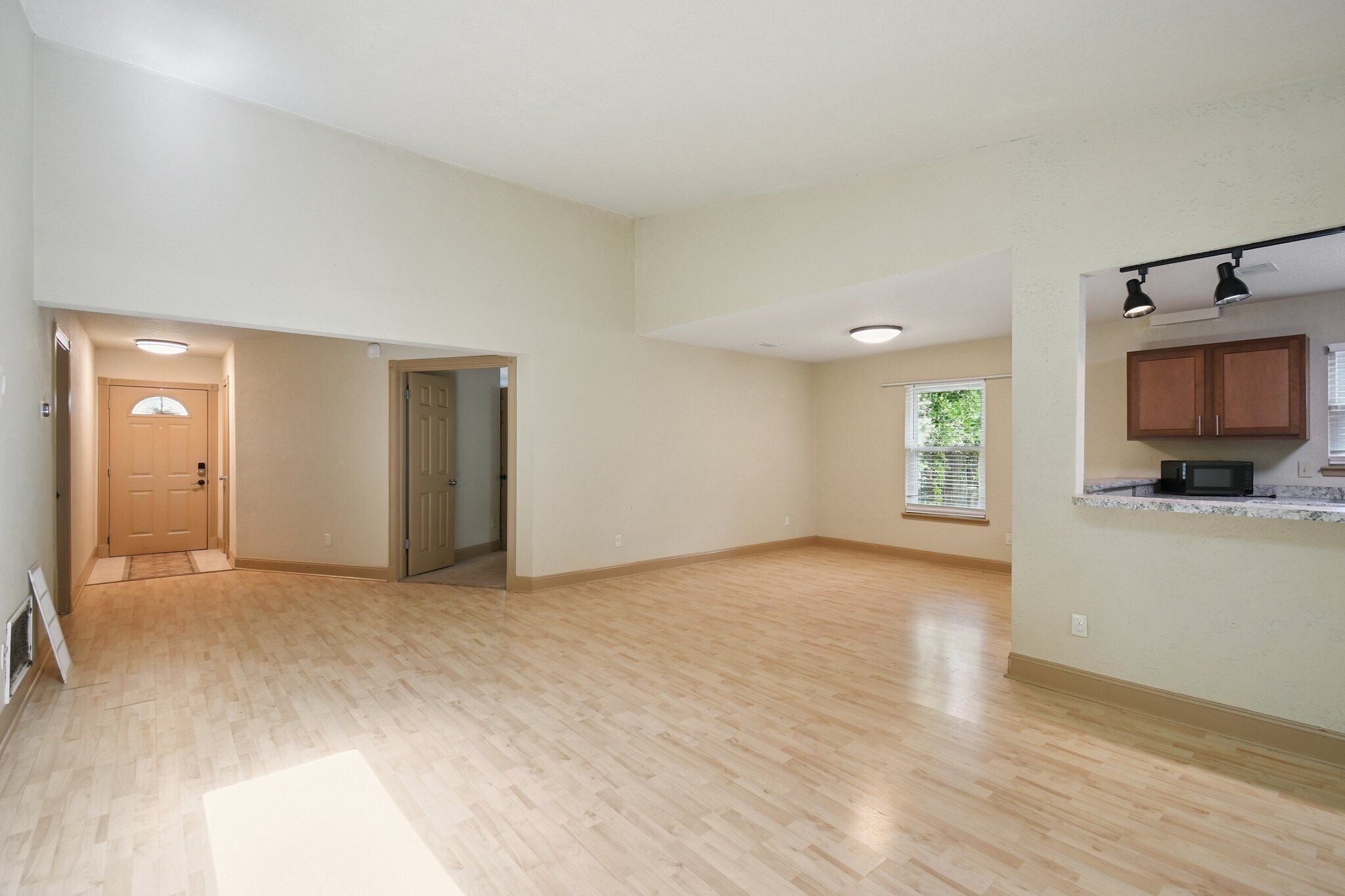 Building Photo - 2638 Kersey Ct