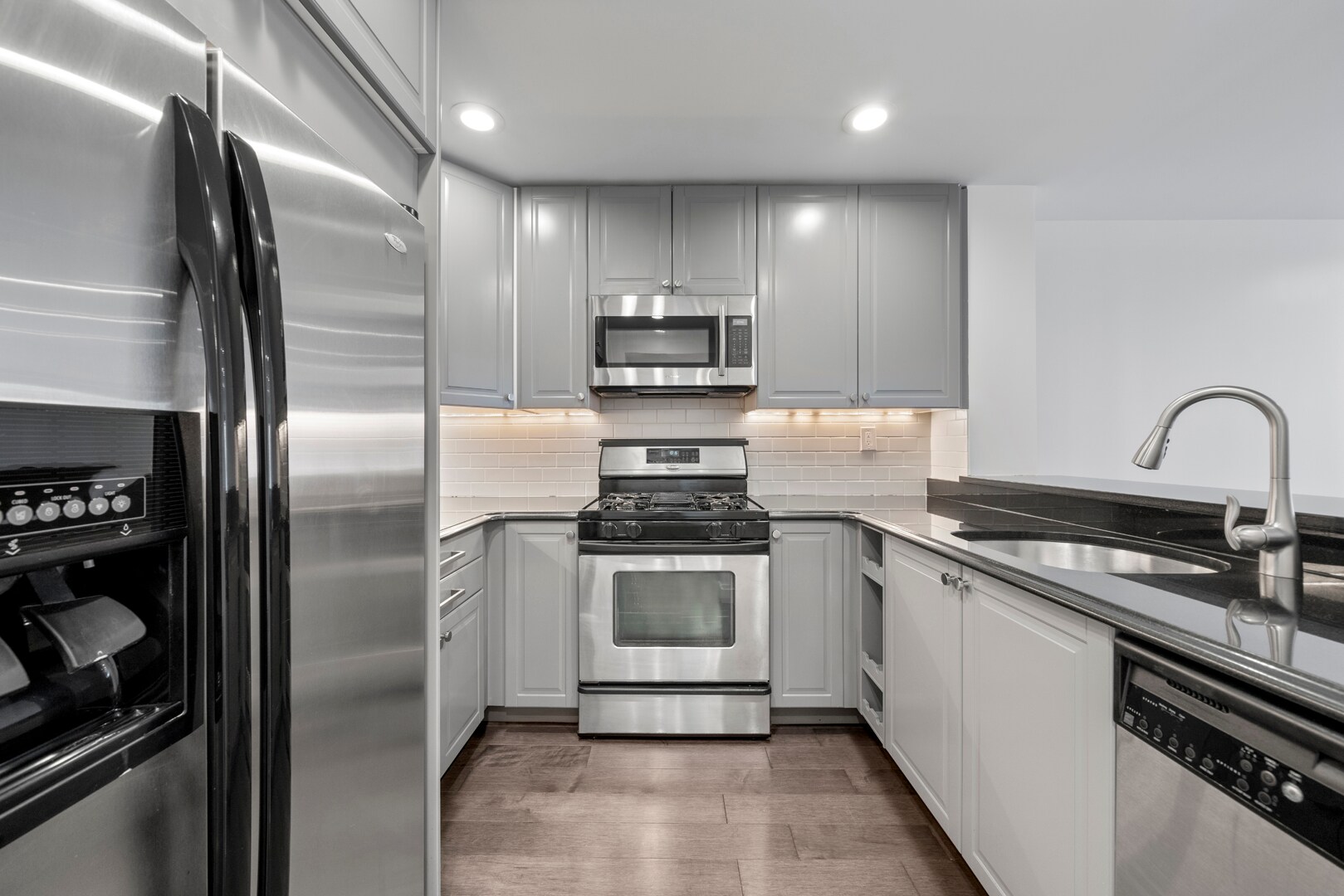 Building Photo - 417 Ellery Ct