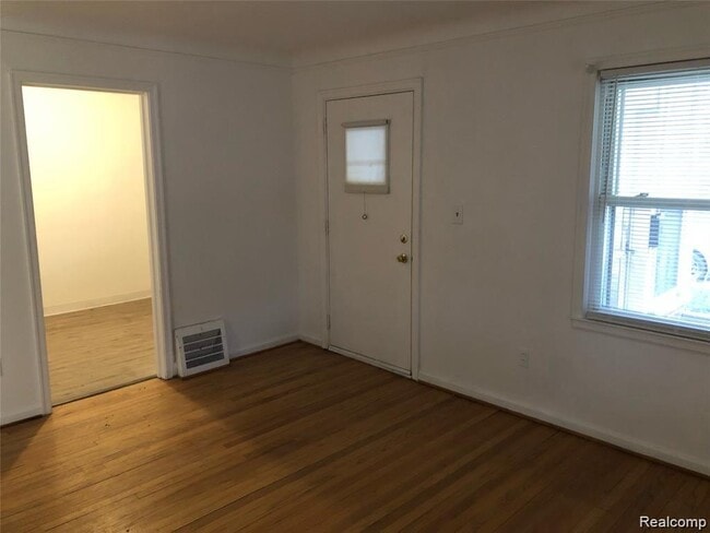 Building Photo - 17904 Harman St