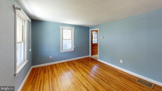 Building Photo - 16 Patapsco Rd