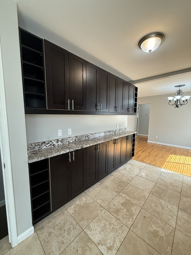 Building Photo - 3746 Jarvis Ave