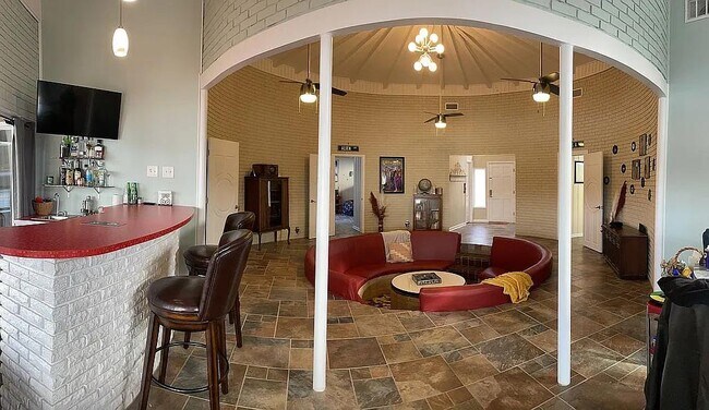 Building Photo - 390 Coosa Rd