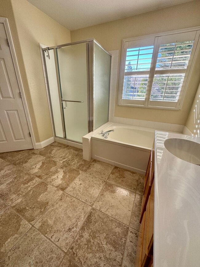 Building Photo - Inviting two-story 4BR/2.5BA home on nice lot with RV/trailer parking in Galena Terrace Estates!