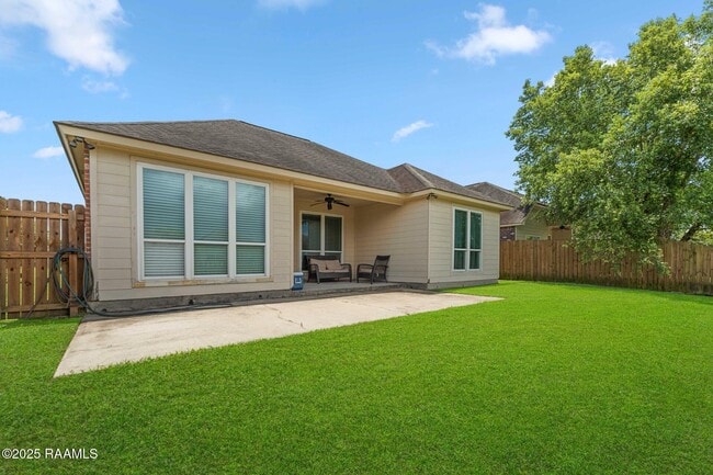 Building Photo - 2934 Nicholson Lake Dr