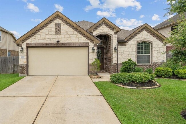 Building Photo - 14619 North Carolina Green Dr