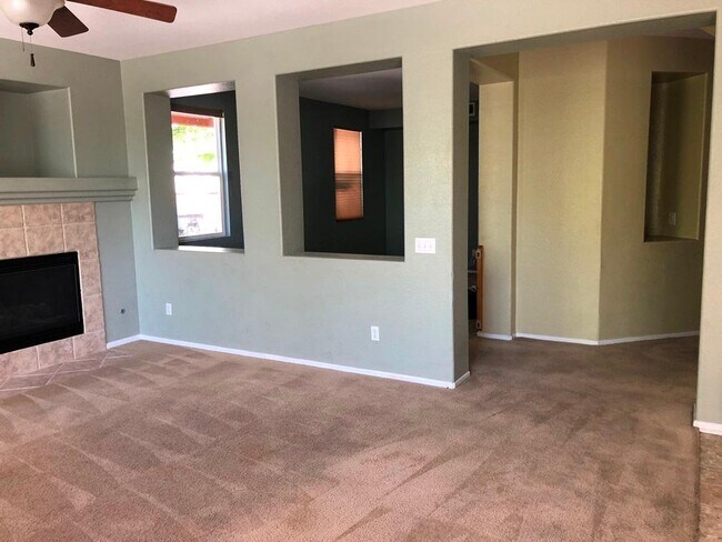 Building Photo - 24829 River Oak Ct