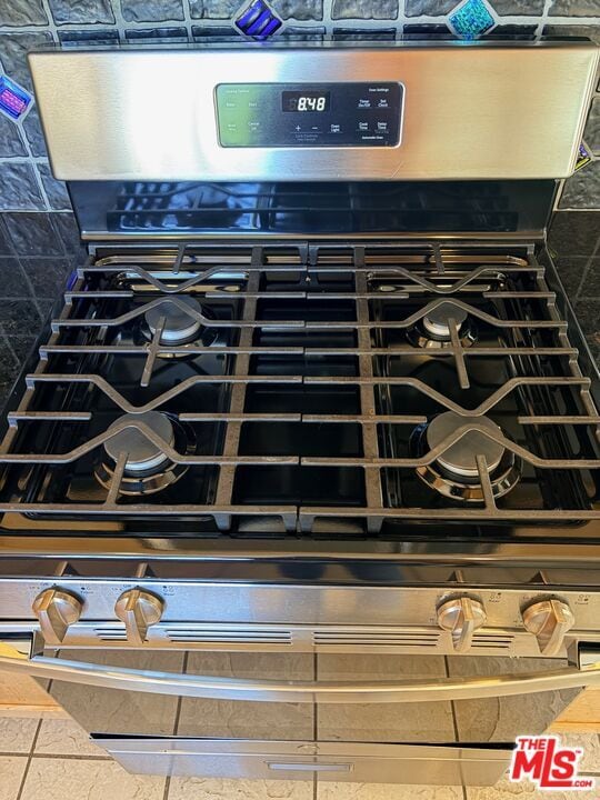 Building Photo - 8111 Westlawn Ave