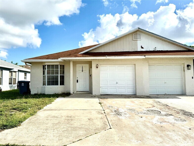Primary Photo - 10400 Boynton Place Cir