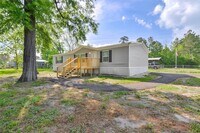 Building Photo - 25150 Faraway Ln