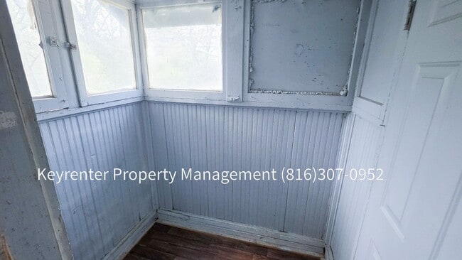 Building Photo - 3 Bed 1 Bath ready to rent!