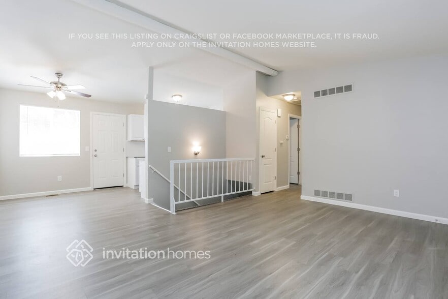 Building Photo - 4895 S Pagosa Cir