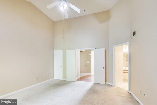 Building Photo - 918 Westhaven Dr