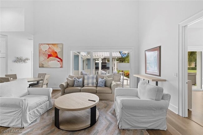 Building Photo - 2961 Sanborn Ave