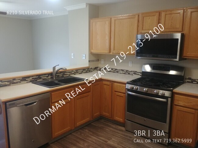 Building Photo - Updated 3 bedroom in Stetson Hills