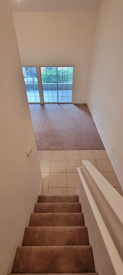 Building Photo - Charming 2/2 townhouse in Eagle Trace