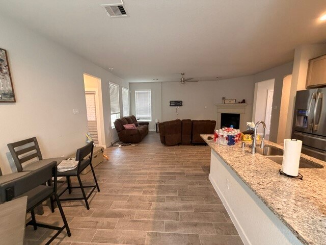 Building Photo - 2719 Oakleaf Ash Ln
