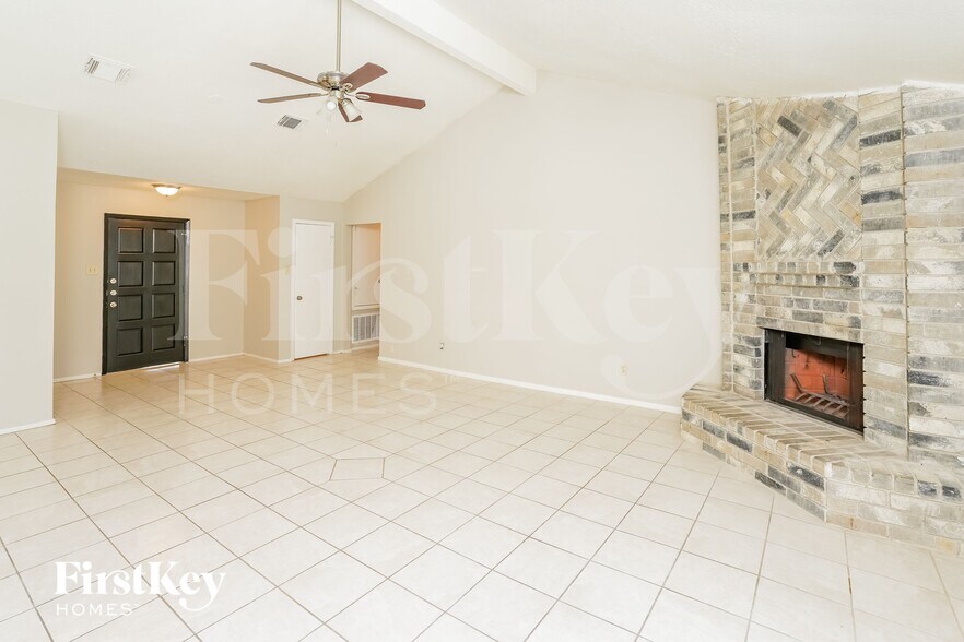 Building Photo - 26511 Cypresswood Dr