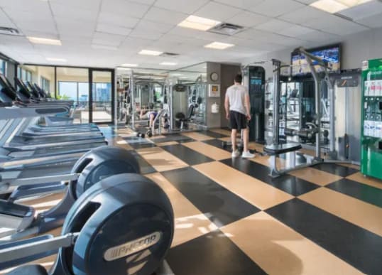 Building Photo - 222 N Columbus Dr