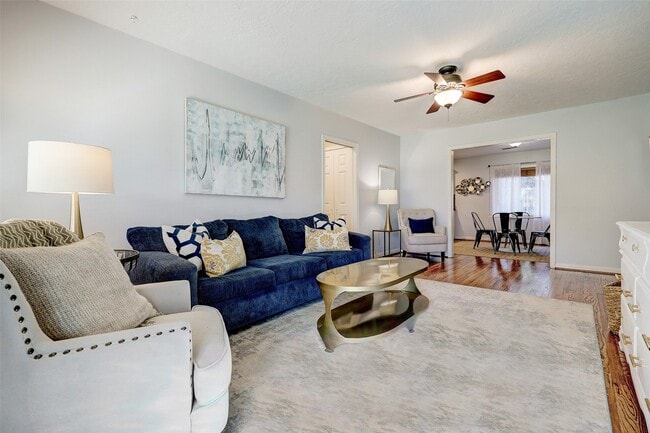 Building Photo - 1070 Lamonte Ln