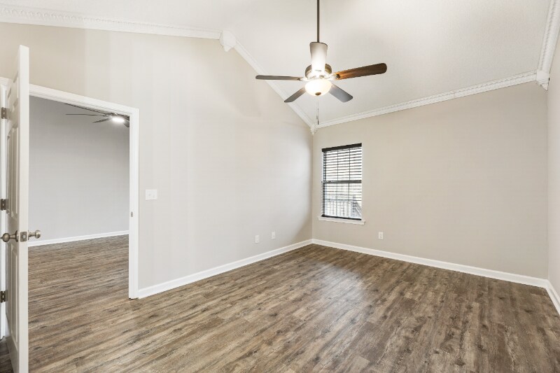 Building Photo - 4051 Hidden Hollow Dr