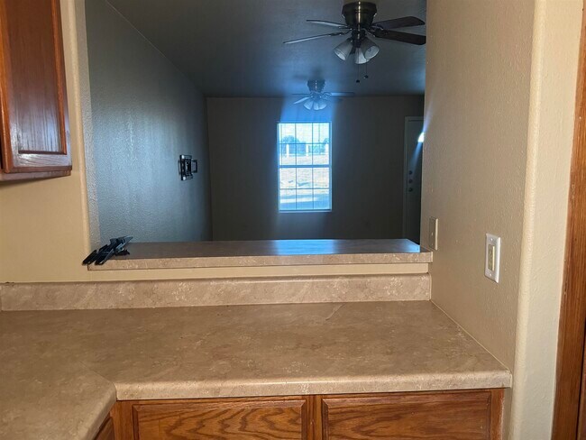 Building Photo - 2801 S Bartlett Ave