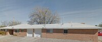 Building Photo - OPEN HOUSE THURS. 8/7 FROM 4PM-5PM Renovat...