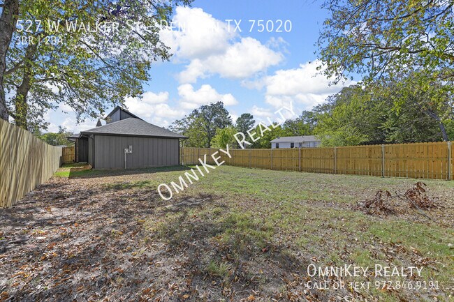 Building Photo - 527 W Walker St