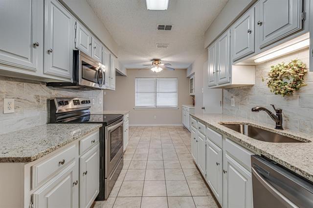 Building Photo - 1321 Meadow Ct
