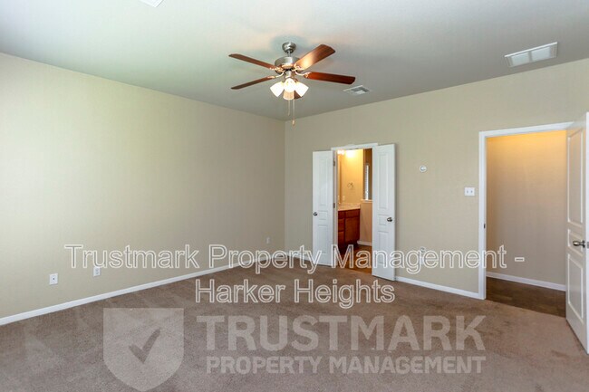 Building Photo - 8121 Iron Gate Dr