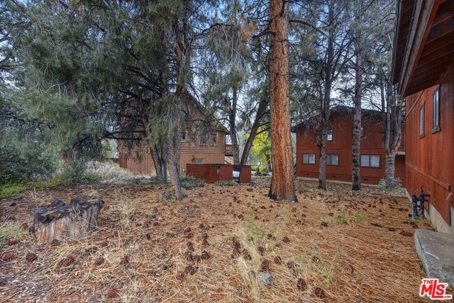 Building Photo - 2317 Maplewood Way