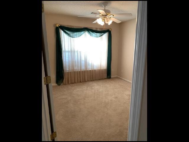 Building Photo - 1024 Colonial Dr