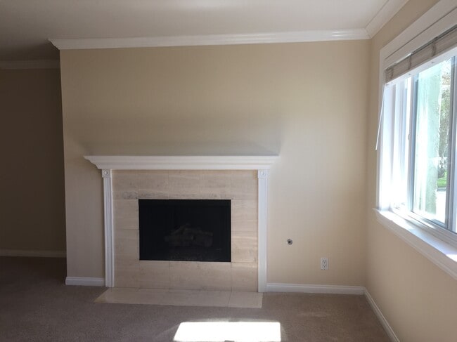 Building Photo - 237 Green Lea Pl