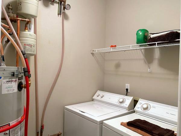 In-Unit laundry room - 503 225th Ln NE